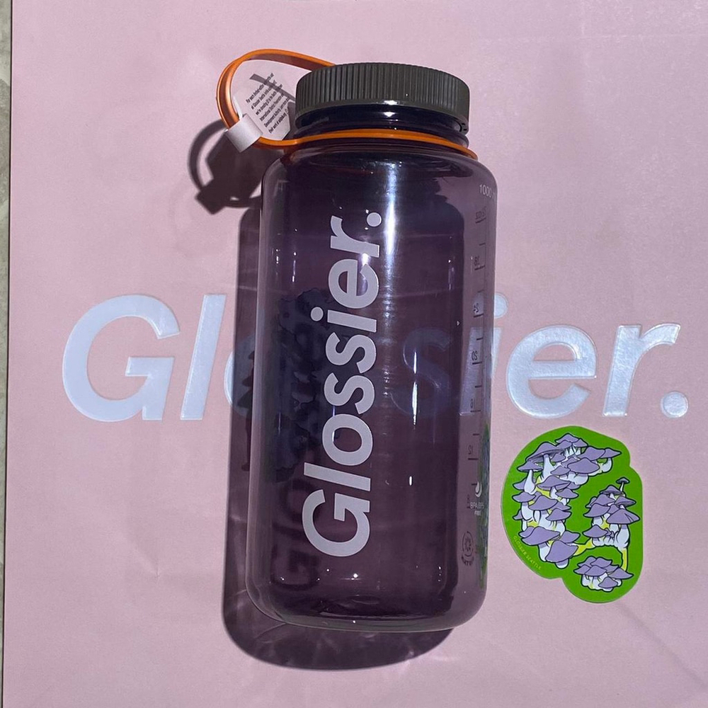 Glossier Seattle Water Bottle NWT - Picture 2 of 4